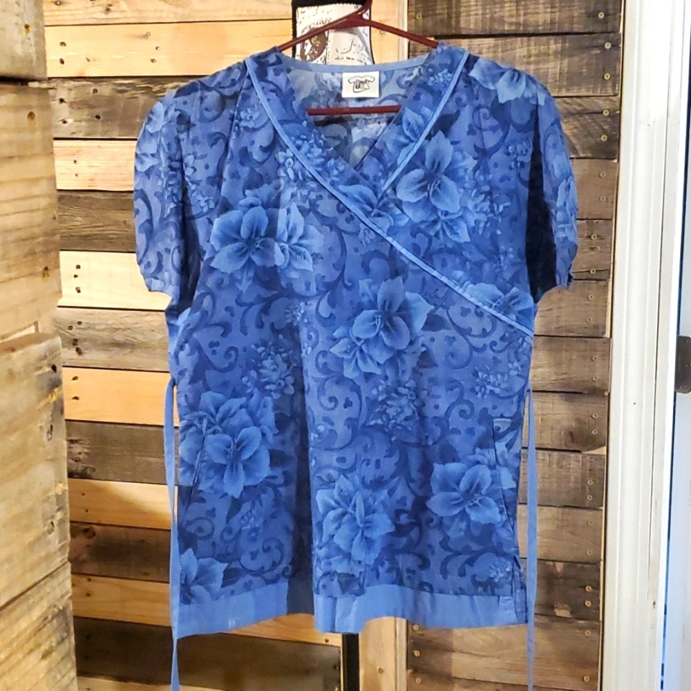 Blue Floral Wrap-Style Scrub Top - Unbranded